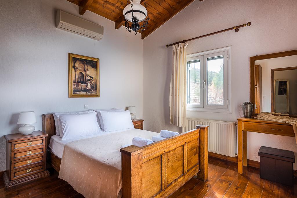 Villa Niriis Agios Nikitas