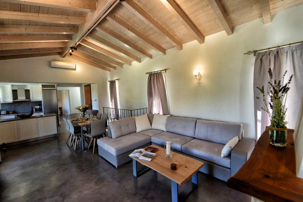 The Cassius Hill House * Kassiopi