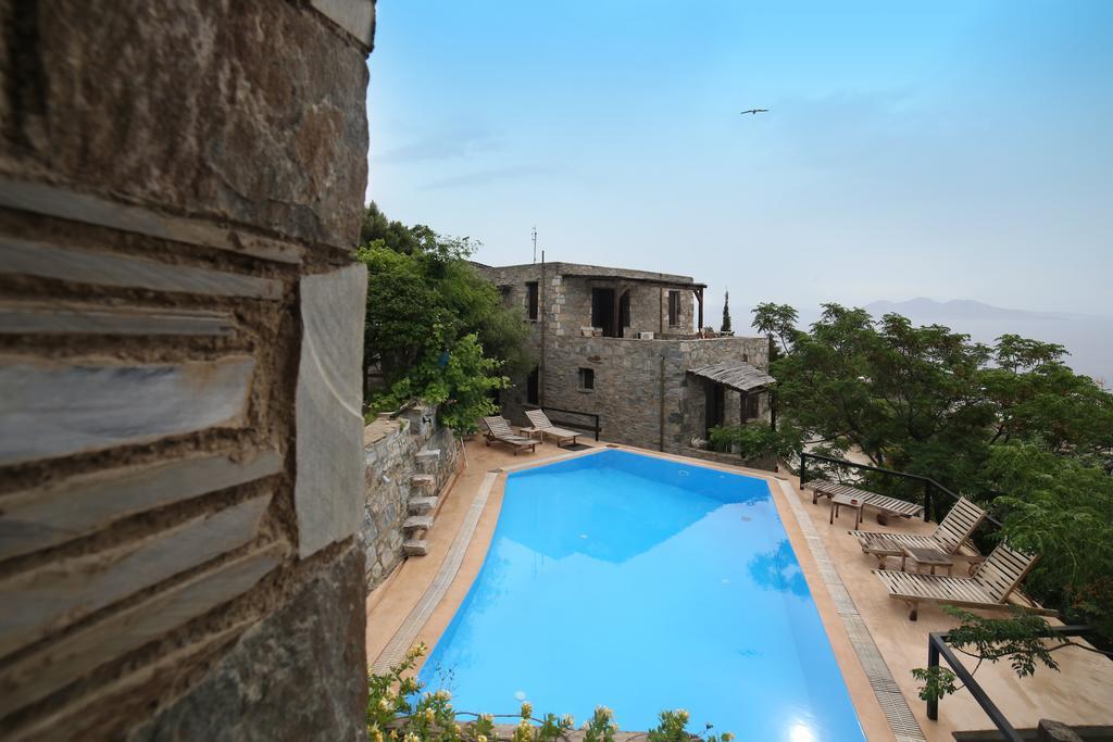 Pyrgos Traditional Village