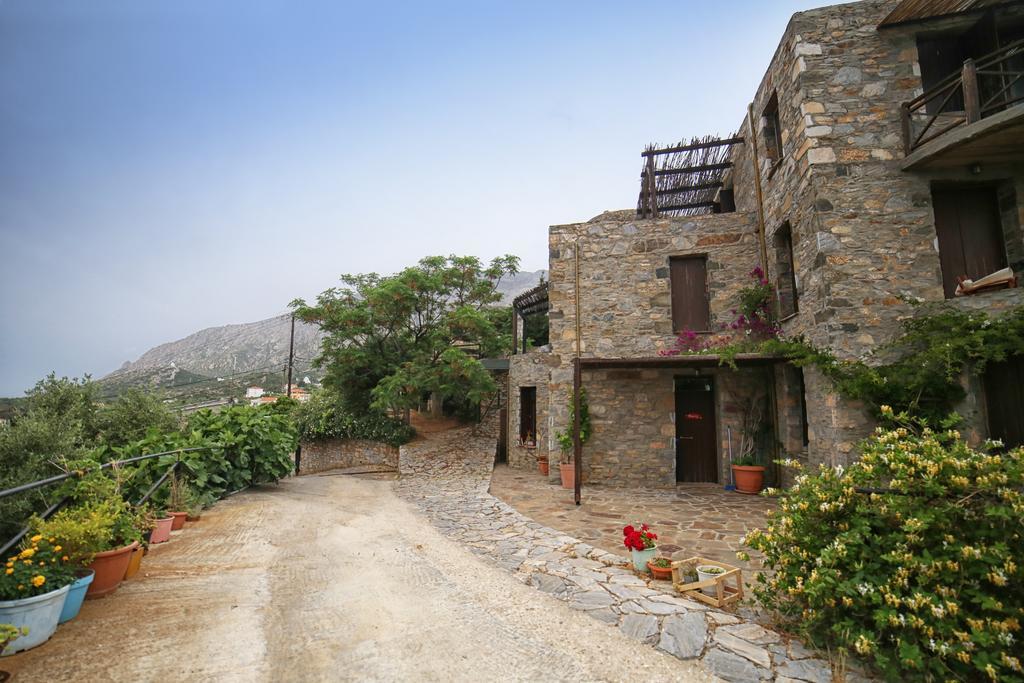 Pyrgos Traditional Village