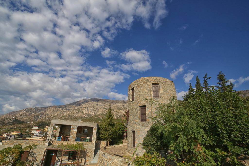 Pyrgos Traditional Village Agios Kirykos (Ikaria)