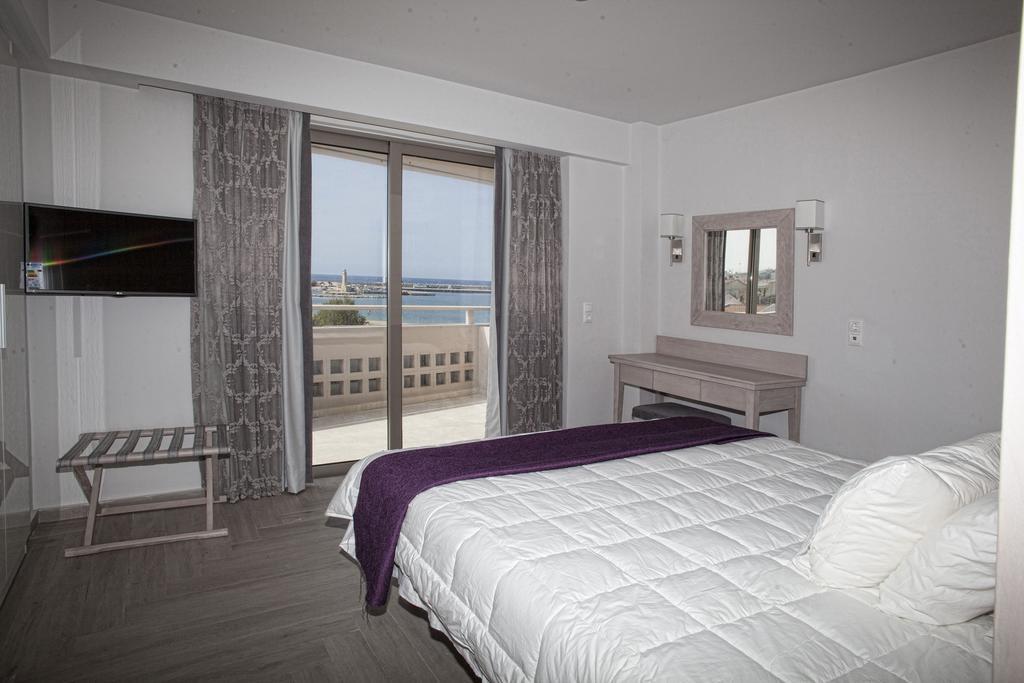 Eleonora Aparthotel 3*