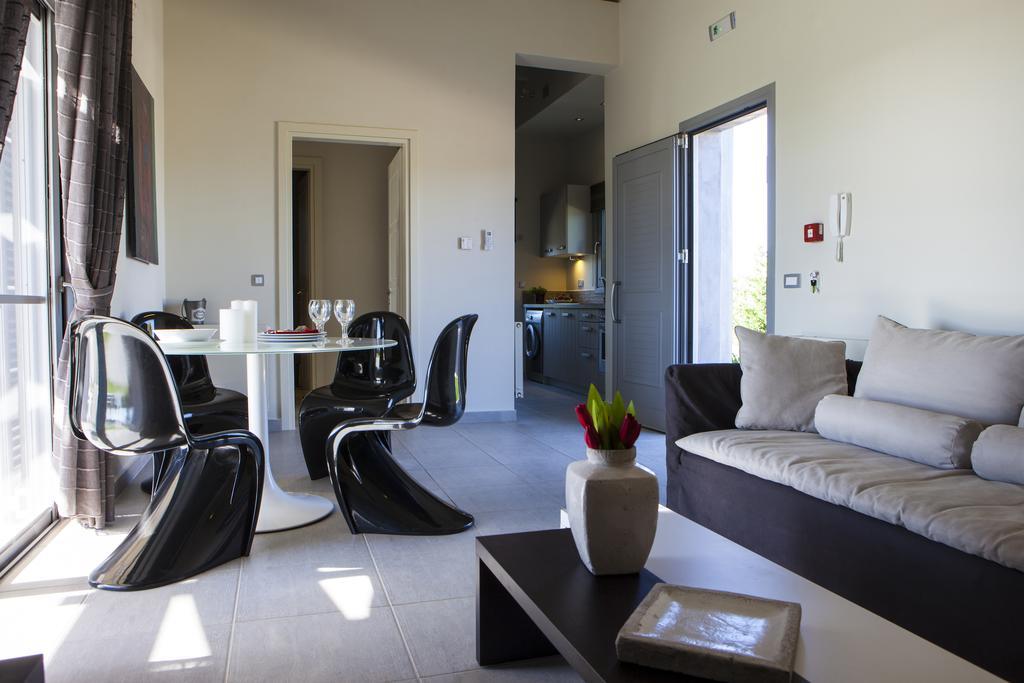 Lefteris Villa