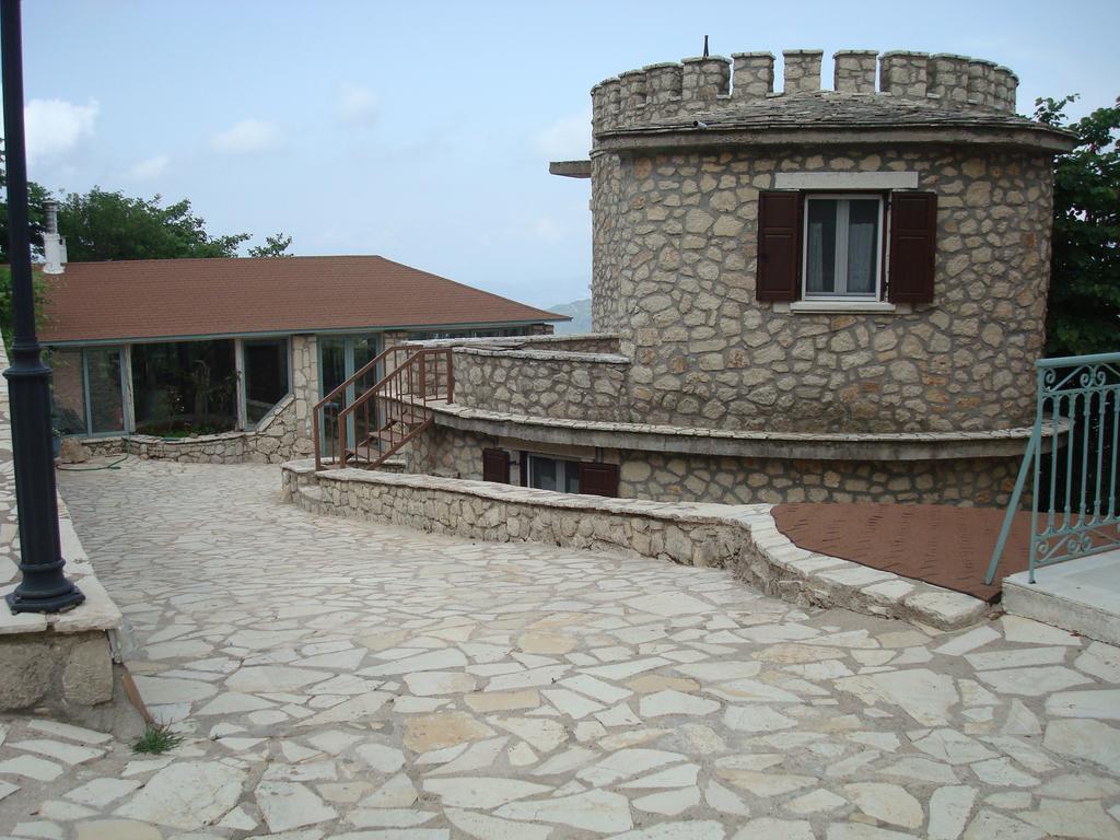 Merlot Village Karia (Lefkada)