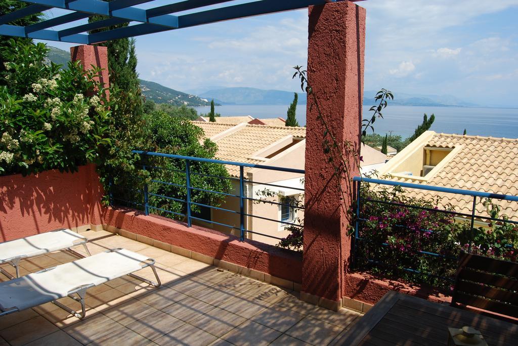 Verde Blu Beach