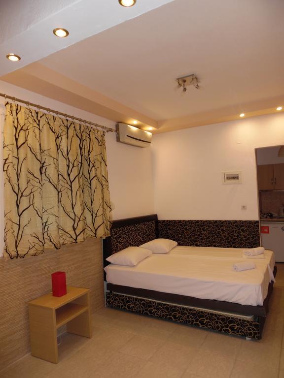 Fernando Guest house Ofrinion