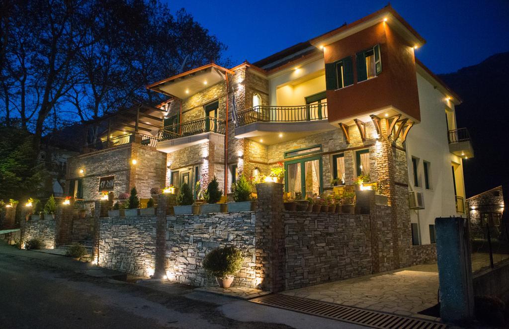 Evzin Hotel Loutraki (Pella)