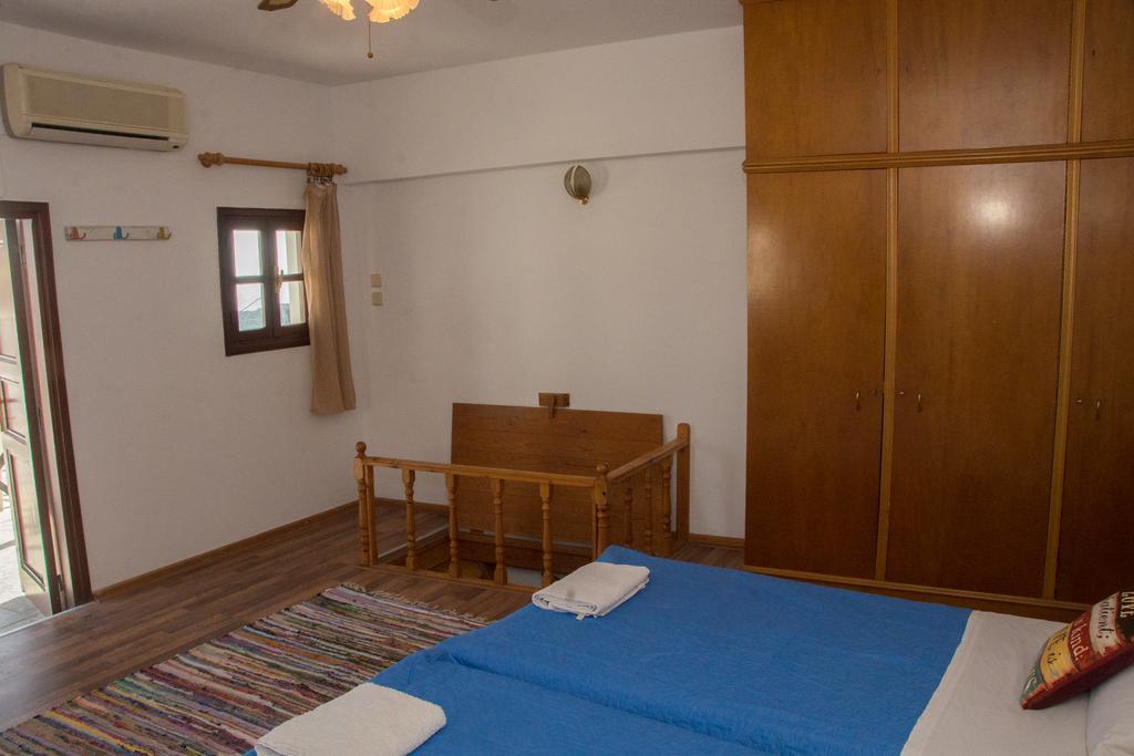 Apartment Jacks Studios *