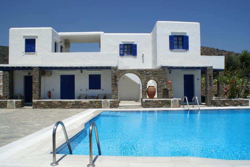 Antoniadis * Platis Gialos (Sifnos)
