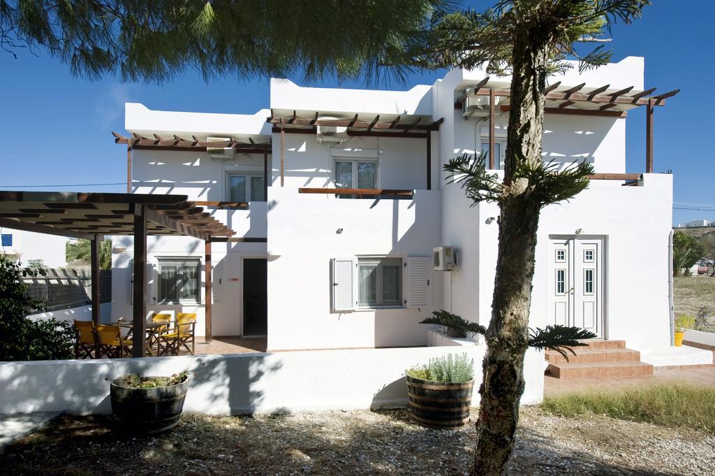 Tsakanos Apartment
