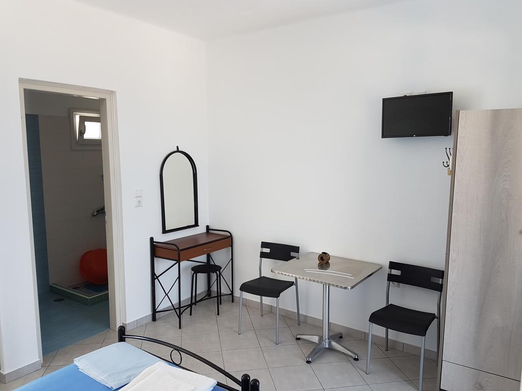 Iliovasilema Village Apartment Donoussa