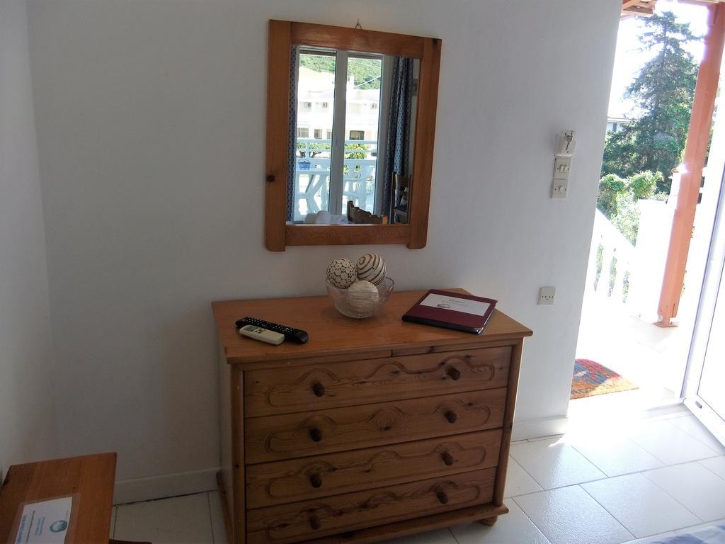 Apartment Explorer's Rest Argassi