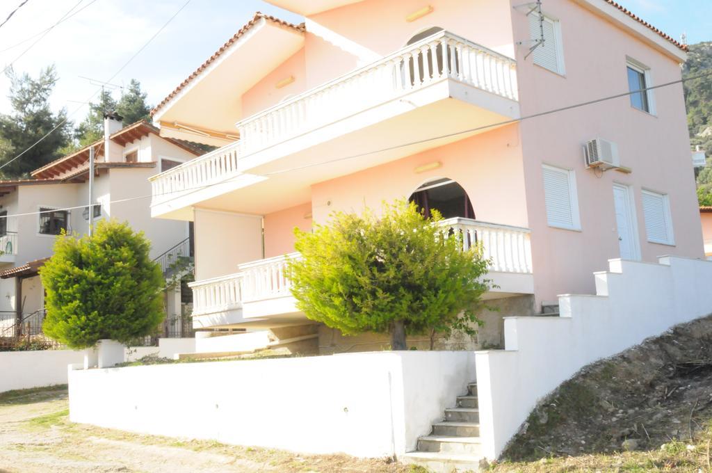 Santa Marina Apartment *