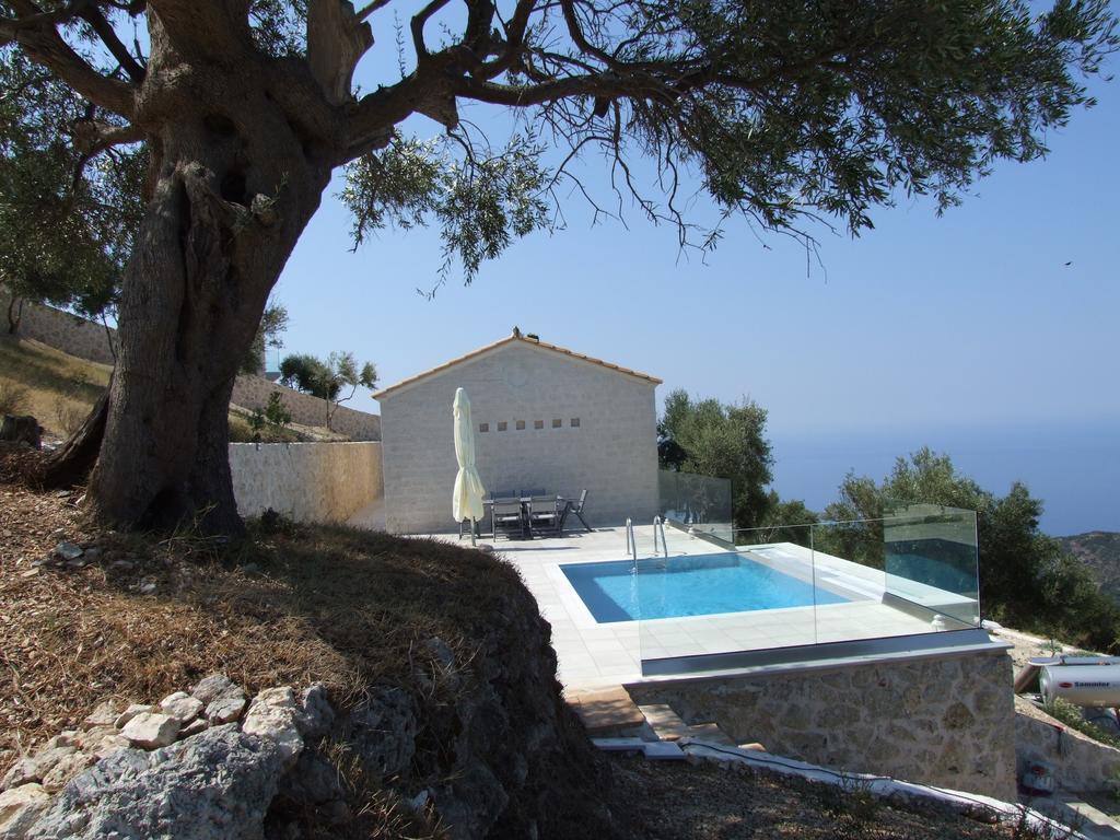 Villa Kampaki Stone *