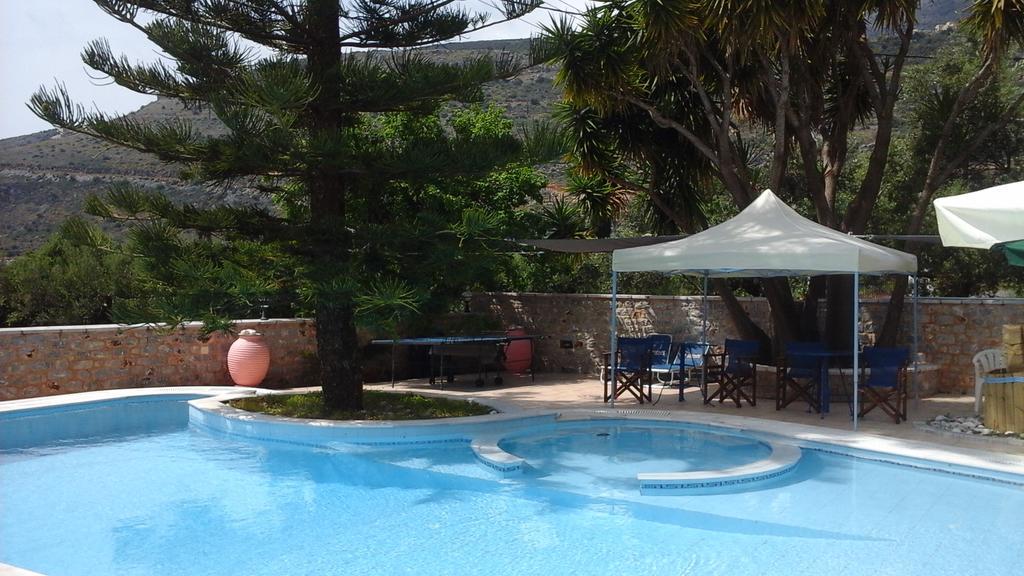 Hotel Foivos 2