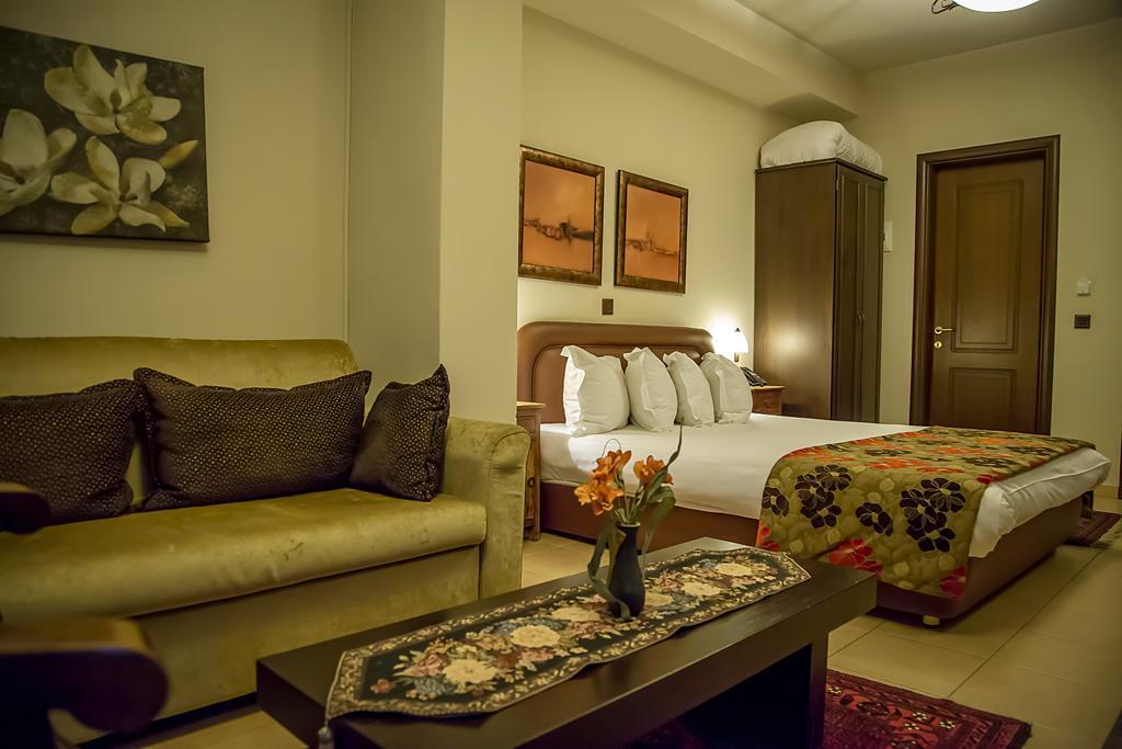 Pandion Luxury Boutique Hotel & Suites With Spa Hotel *