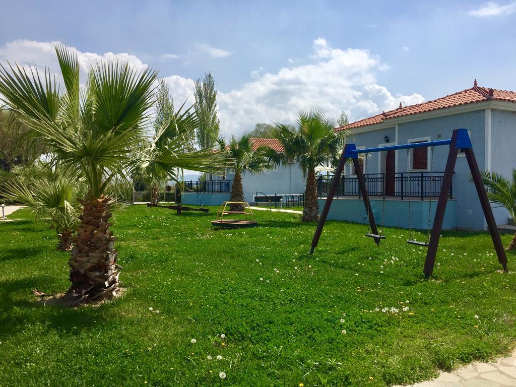 Kalloni Village *