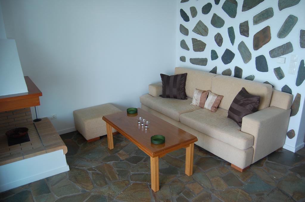 Holiday home Asmini