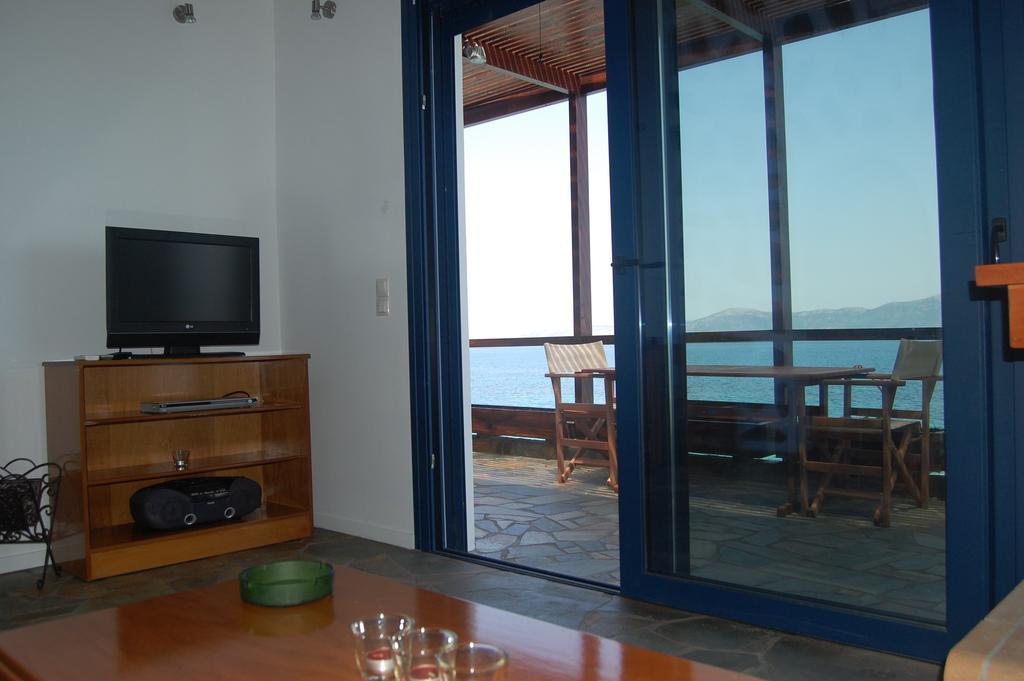 Asmini Holiday home *
