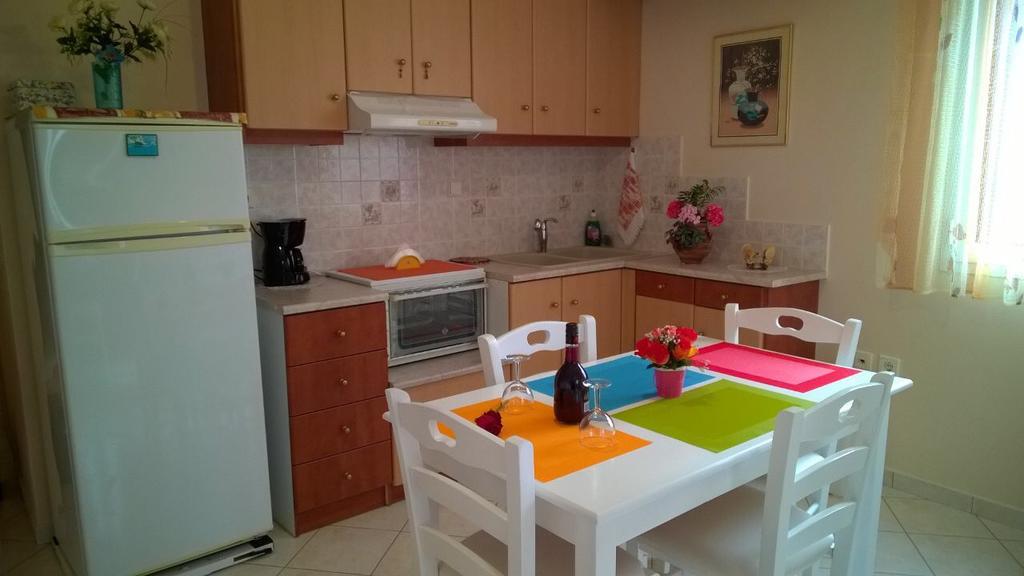 Stolidi Apartment Adamantas (Milos)