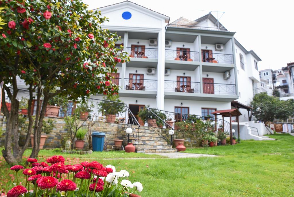 Eleana Hotel 2*