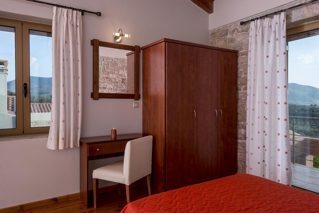 Enastron Villas Holiday home Kyparissia