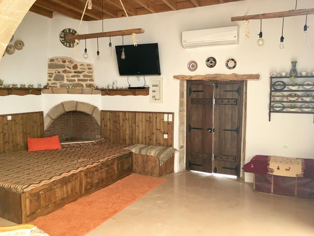 Anemos Traditional Villa Holiday home