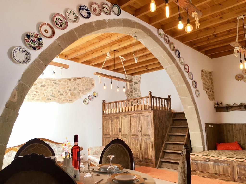 Anemos Traditional Villa Holiday home