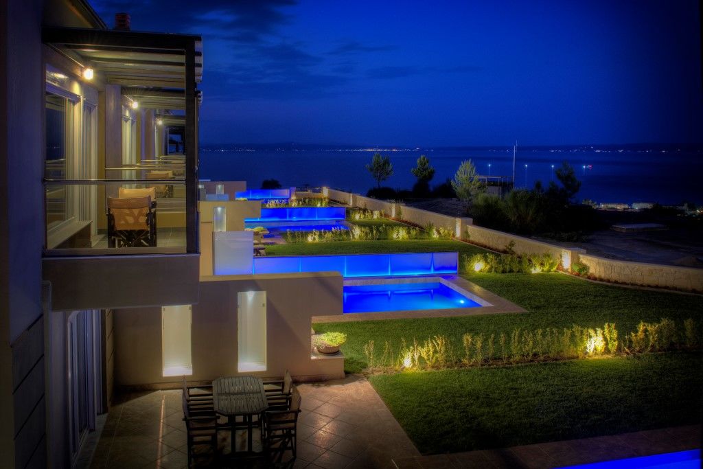 Sunny Villas