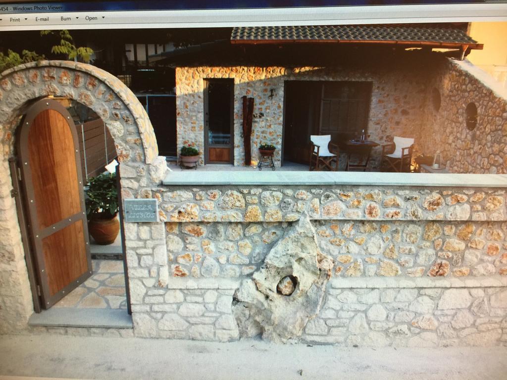 Villa Lithos