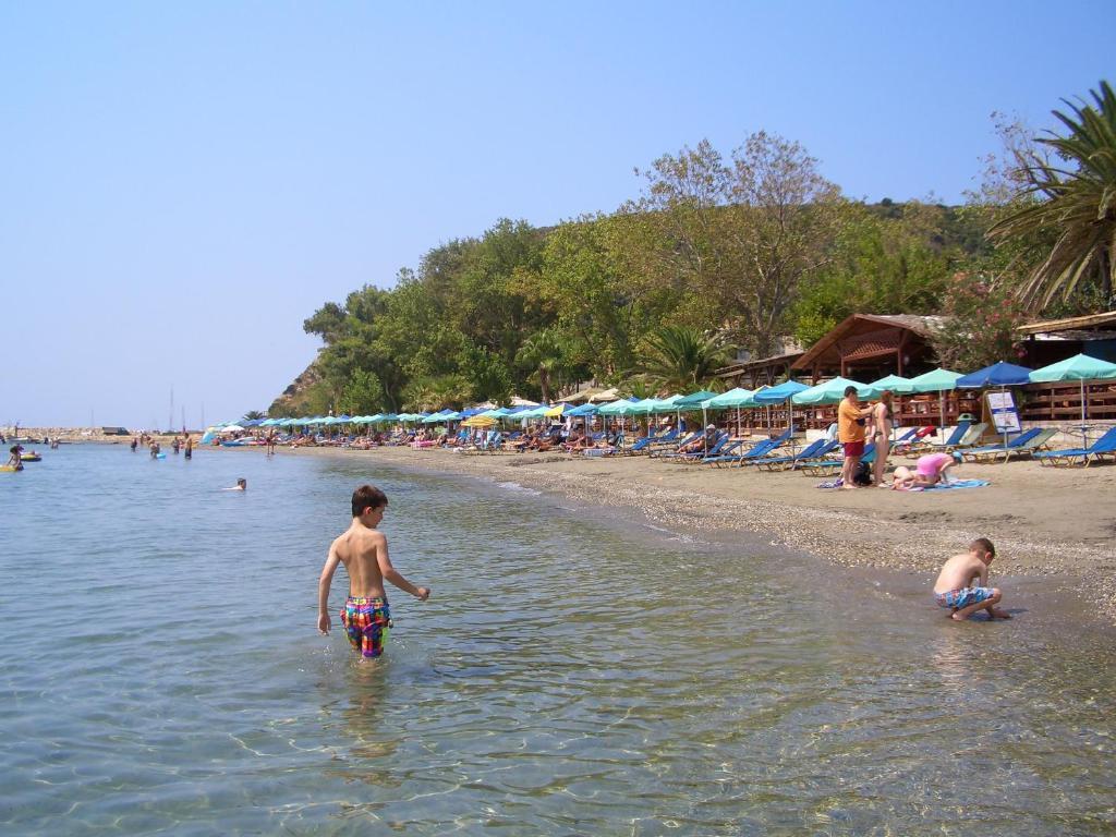 Hercules Sea Front Apartment Katelios