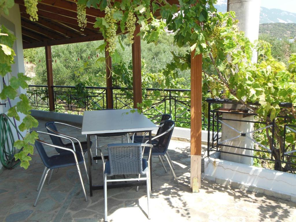 Lygies Trapezaki (Kefalonia)