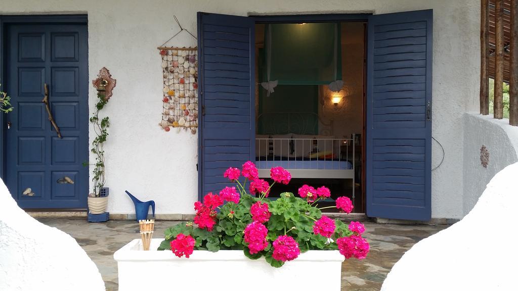 Vourleza Vacation House Near Airport * Porto Rafti