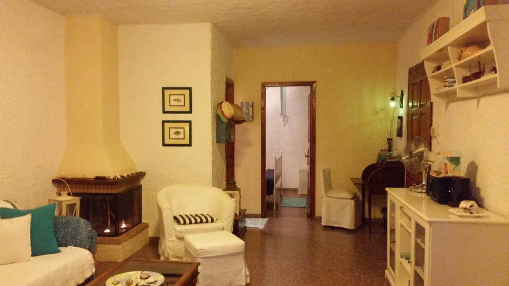 Vourleza Vacation House Near Airport * Porto Rafti