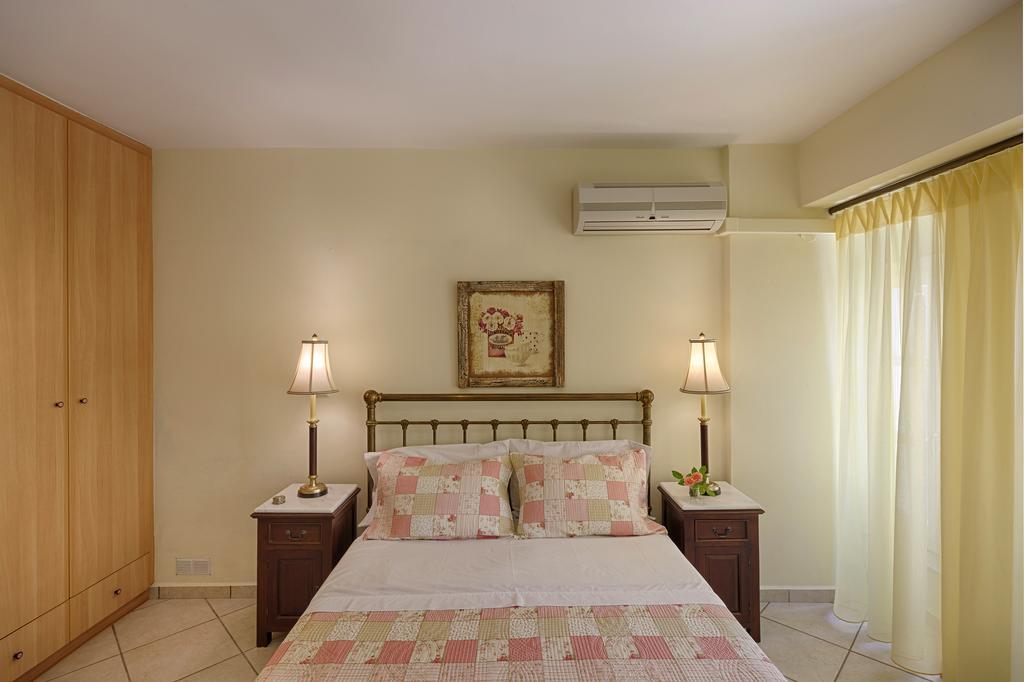 Apartment Antouanetta *