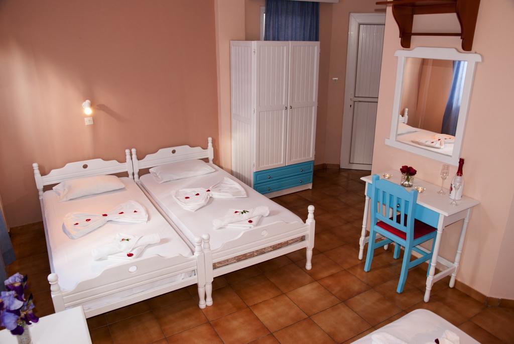Studio Napoleon Aparthotel