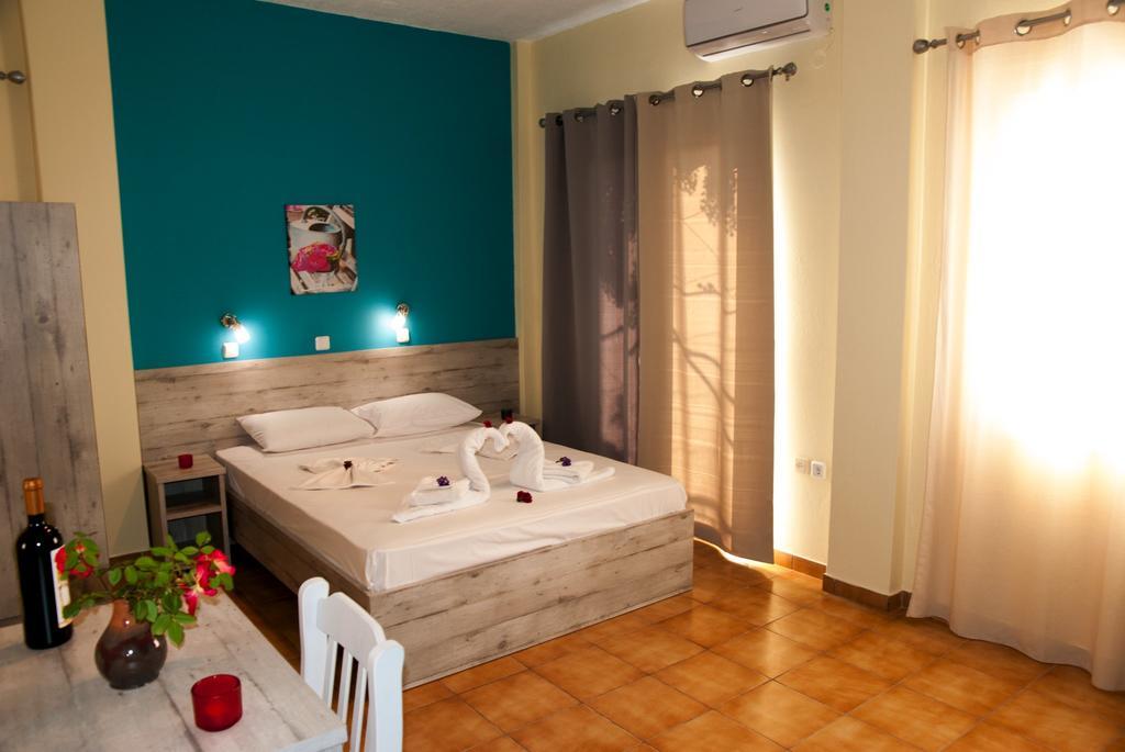 Studio Napoleon Aparthotel 2*