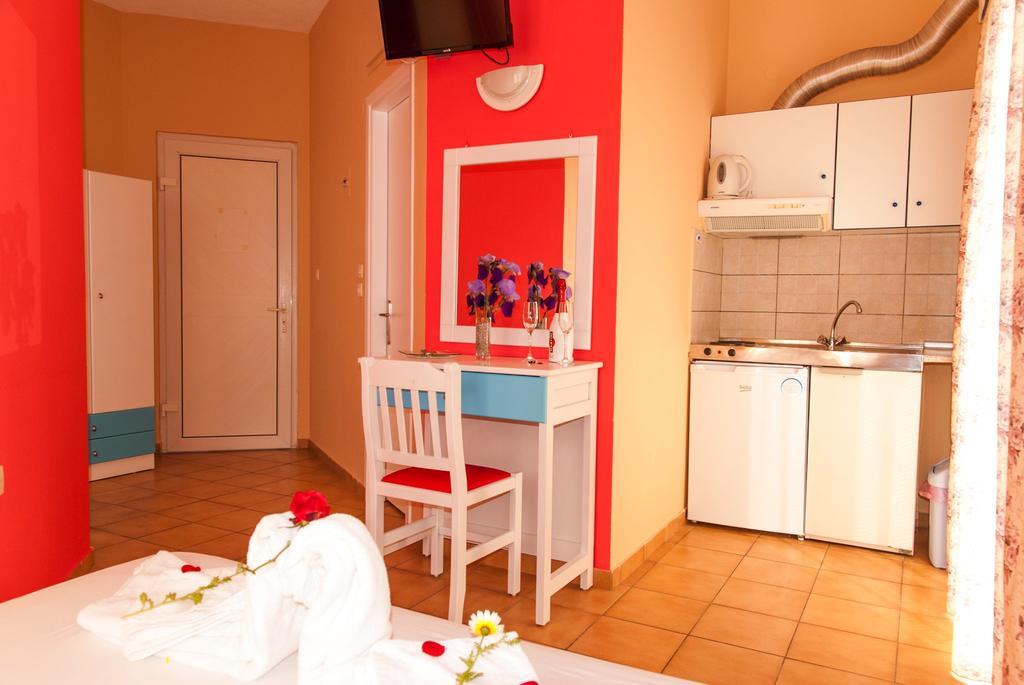 Studio Napoleon Aparthotel 2*