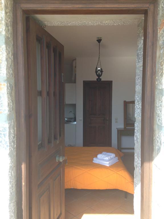 Guest house Las - Giannakakoy Traditional Stone Houses 2*