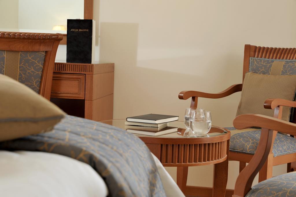 Atrium & Jacuzzi Hotel Athens