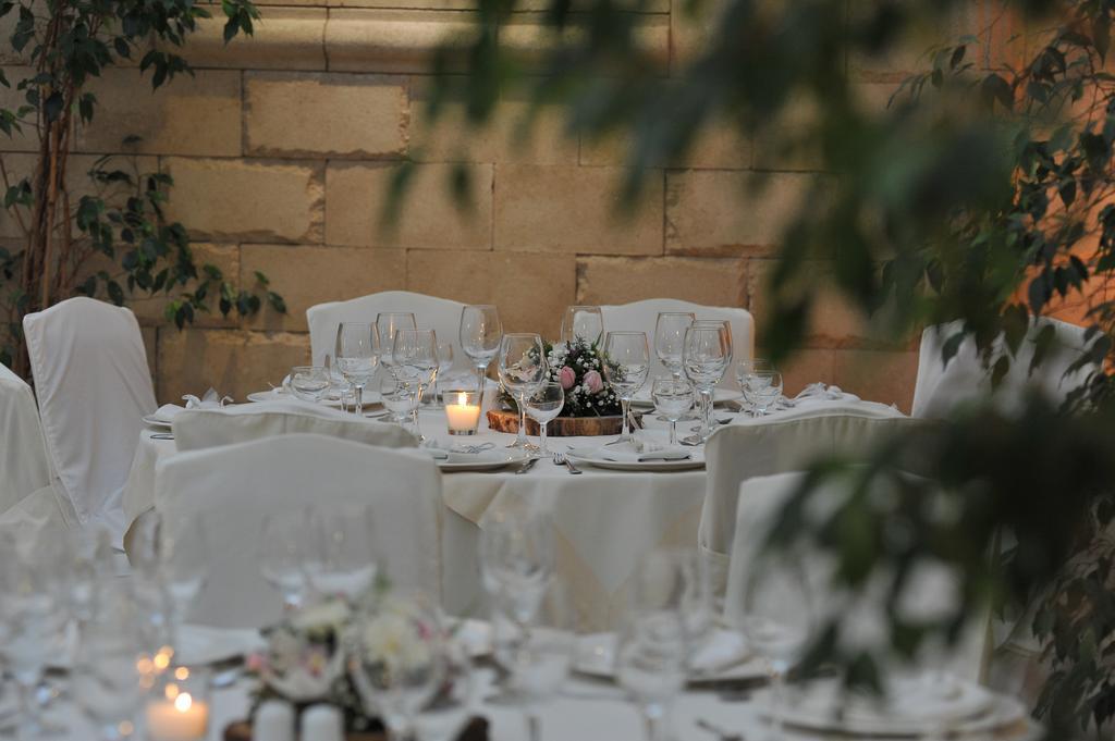 Atrium & Jacuzzi Athens