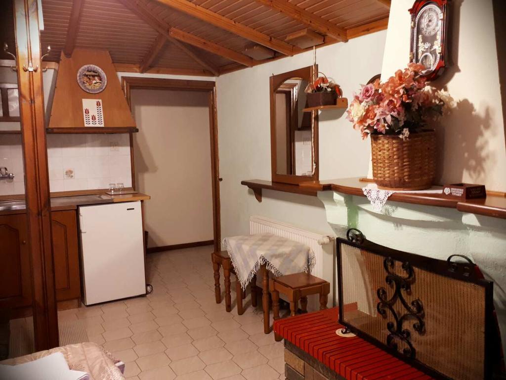 Hotel Erato 3*