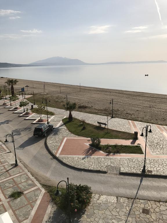 Villa Un Bel Posto Sea View Nea Vrasna