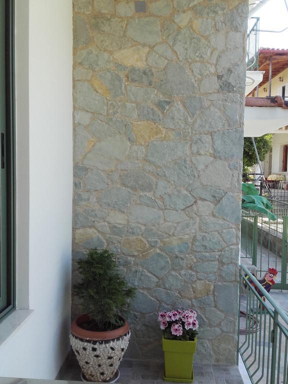 Fotini Aparthotel 2*