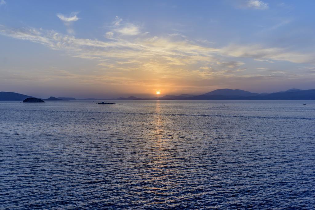 Harmony * Hydra (Saronic Islands)