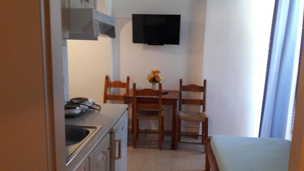 Oasis Apartments & Rooms * Plakias
