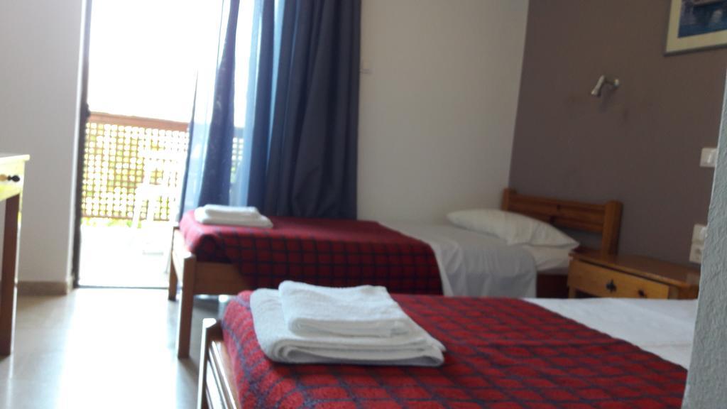 Oasis Apartments & Rooms *