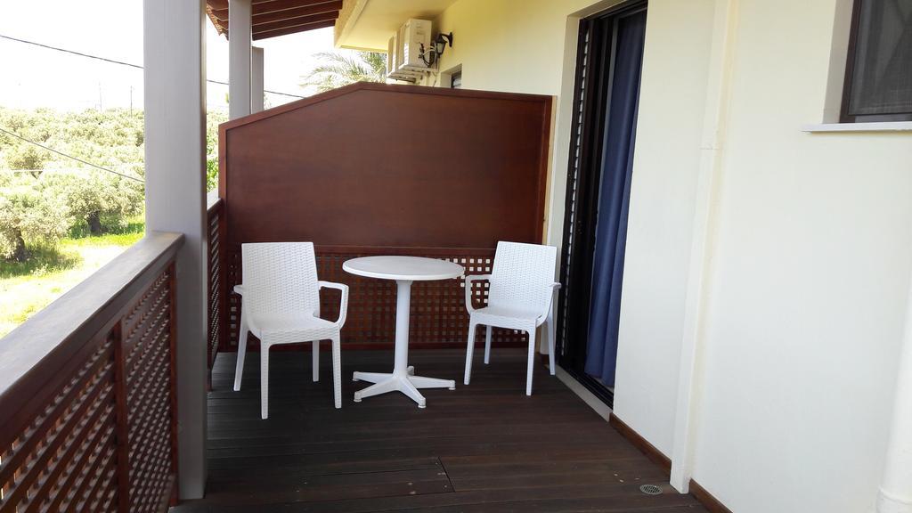 Oasis Apartments & Rooms * Plakias