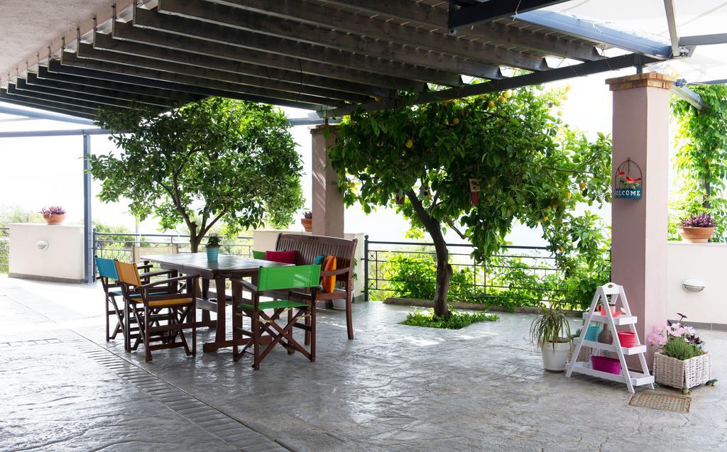 Mirella Apartment *
