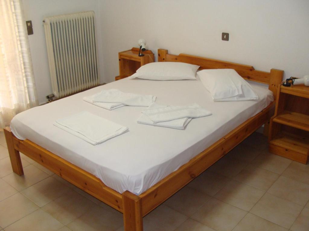 Aris Hotel
